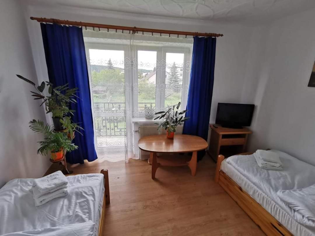 Pokoje Goscinne U Marysi Nowy Sącz Extérieur photo